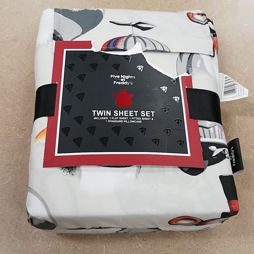 Five Nights at Freddy's sheet set twin NEW